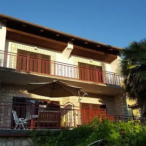 Sofia Apartman Njivice