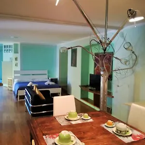 ** Bed and Breakfast Zaffiro Blu Airport Ιταλία