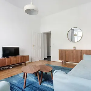  Appartement Universum